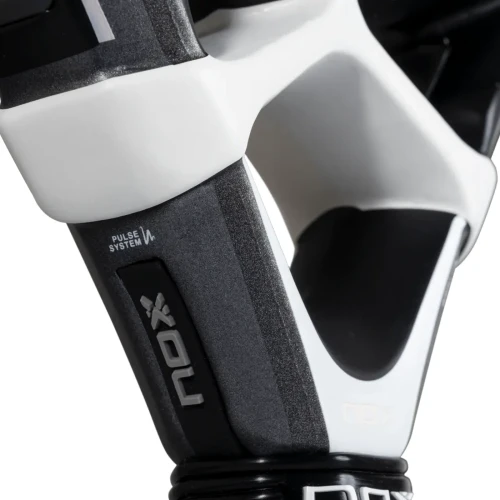 Nox Quantum 12K Carbon 2025 Padel Racket