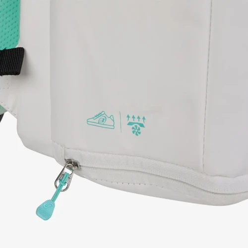 Bullpade Vertex 04 Women's Padel Pack 2025
