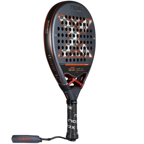 Pala Padel Nox AT10 Genius 18K Alum Agustin Tapia 2025