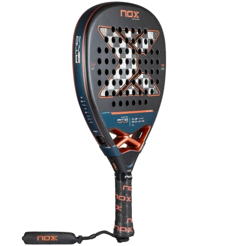 Pala Padel Nox AT10 Attack 18K Alum Agustin Tapia 2025