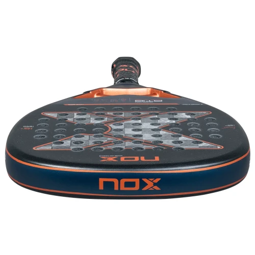 Pala Padel Nox AT10 Attack 18K Alum Agustin Tapia 2025