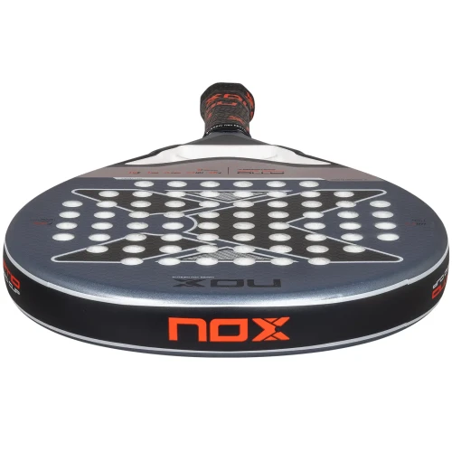 Pala Padel Nox AT10 Pro Cup Comfort Agustin Tapia 2025