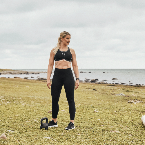 SWEGMARK Movement Sports Bra Black cerna