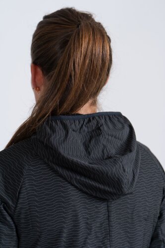 Куртка SALMING Essential Run Jacket Women Black